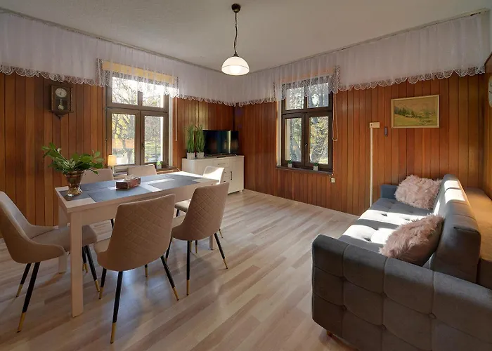 Apartament Z Panorama Szrenicy - Duzy 70M2, 2 Sypialnie I Salon, Idealny Dla Duzej Grupy!